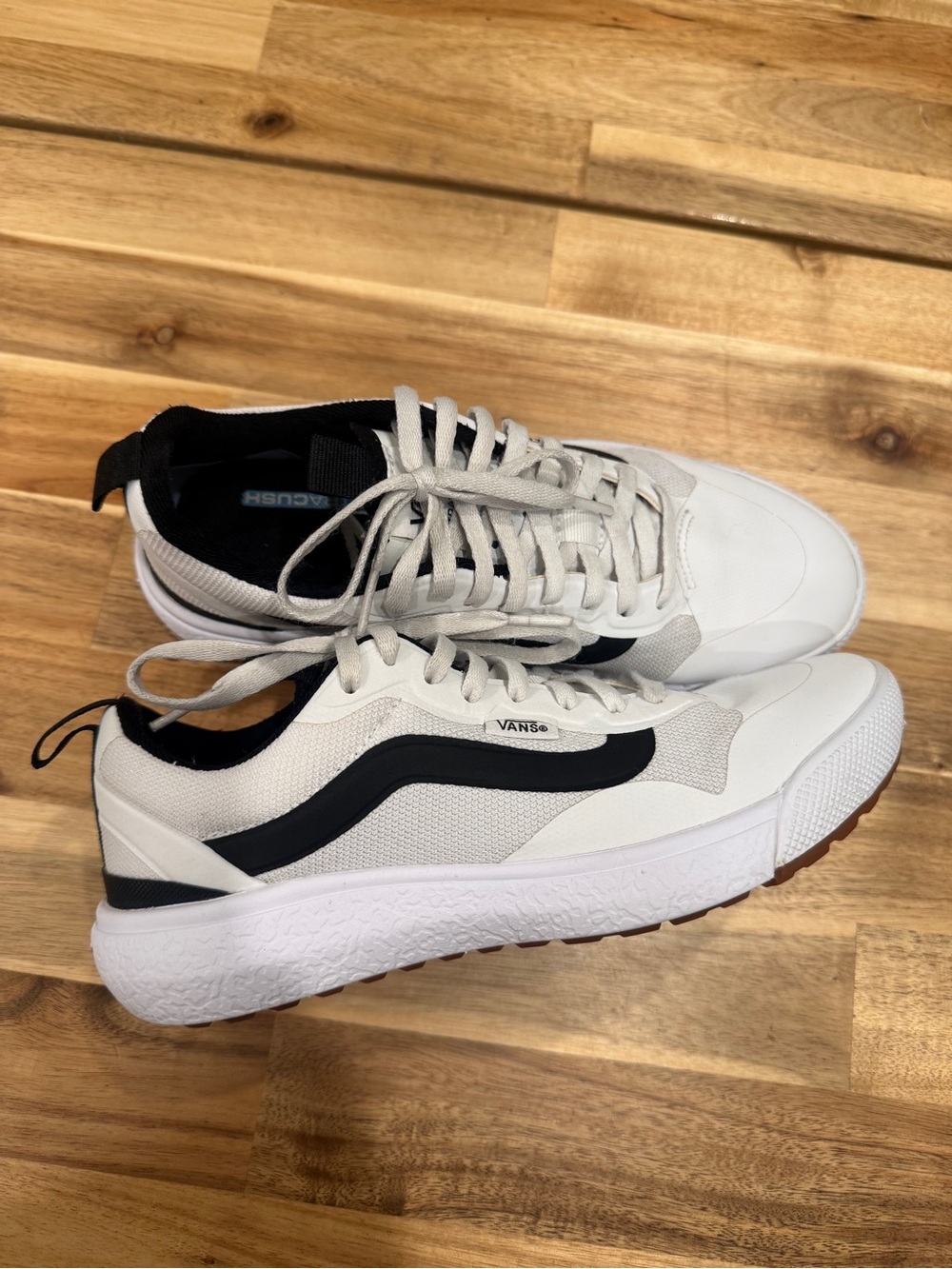 Vans UltraRange Women’s White & Black Low-Top Sneakers